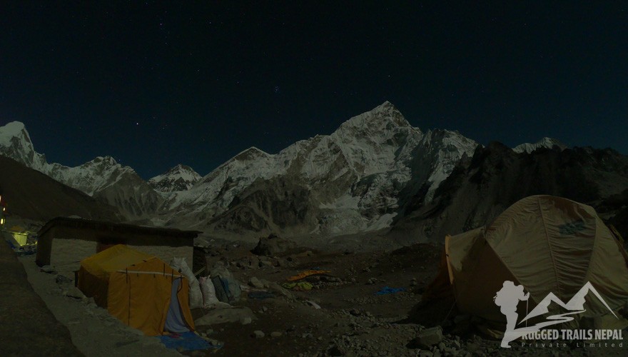 everest base camp trek rugged trails